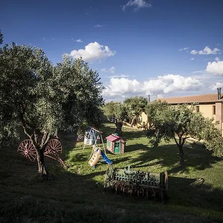 Il Giriatello Farm stay *